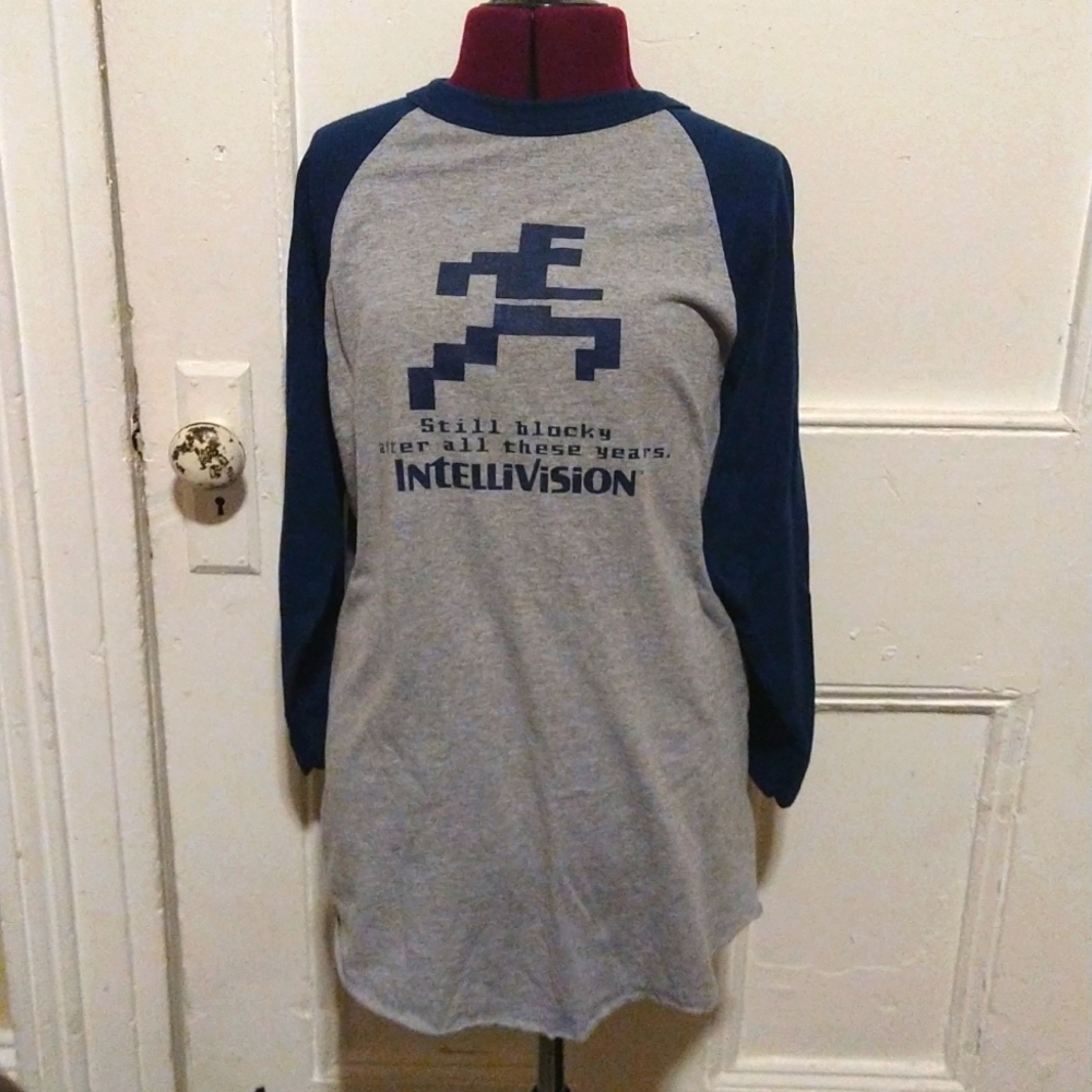 Intellivision t-shirt, sz M, vintage gaming!